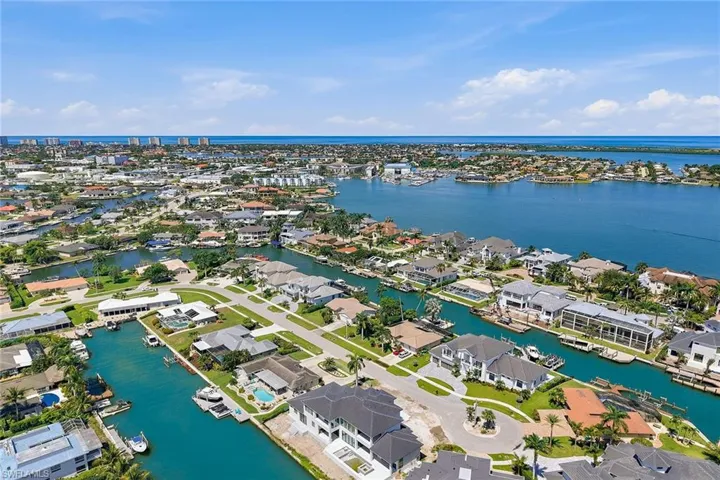 975 Sundrop Ct, Marco Island, Florida 34145