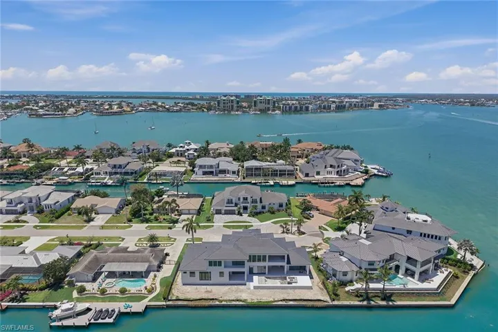 975 Sundrop Ct, Marco Island, Florida 34145
