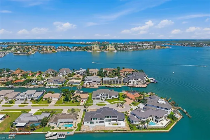 975 Sundrop Ct, Marco Island, Florida 34145
