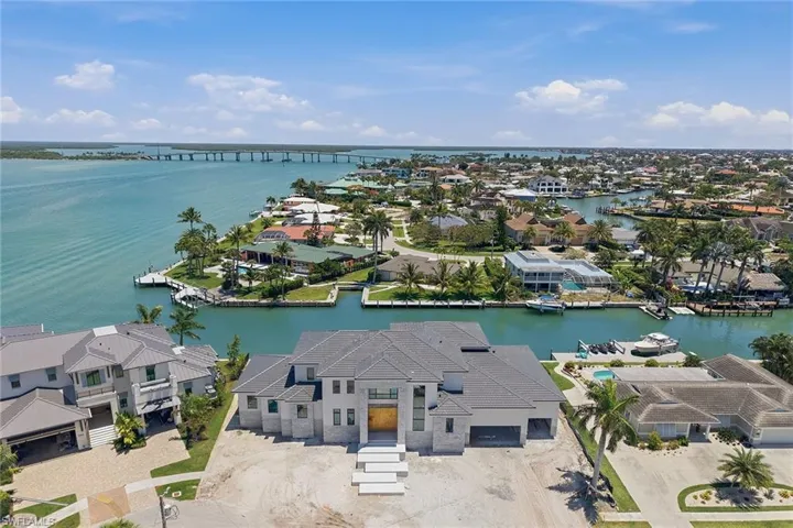 975 Sundrop Ct, Marco Island, Florida 34145