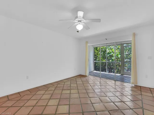 3071  Sandpiper Bay  CIR, Naples, FL 34112