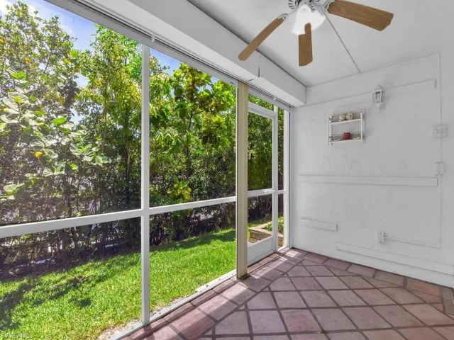 3071  Sandpiper Bay  CIR, Naples, FL 34112