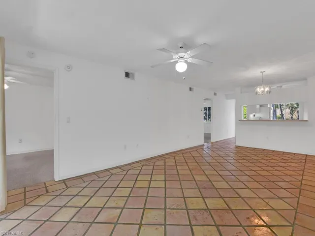 3071  Sandpiper Bay  CIR, Naples, FL 34112