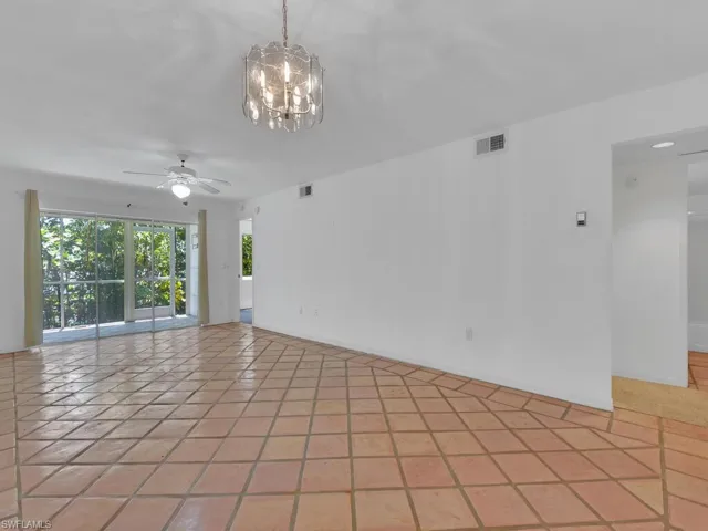 3071  Sandpiper Bay  CIR, Naples, FL 34112