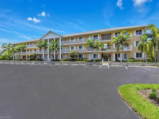 3071  Sandpiper Bay  CIR, Naples, FL 34112