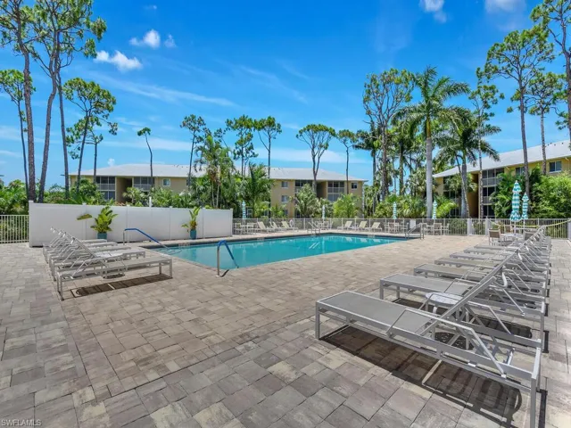 3071  Sandpiper Bay  CIR, Naples, FL 34112