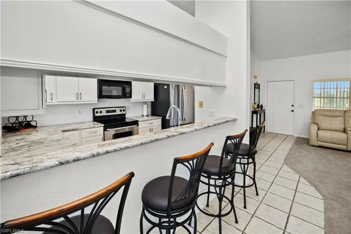 extra seating at the breakfast bar for entertaining