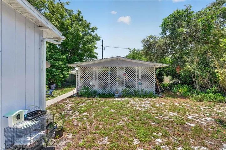 9044 Somerset Ln, Bonita Springs, Florida 34135