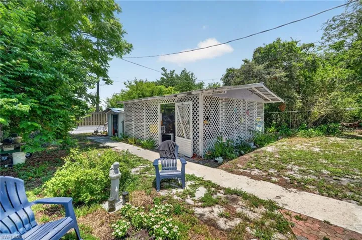 9044 Somerset Ln, Bonita Springs, Florida 34135