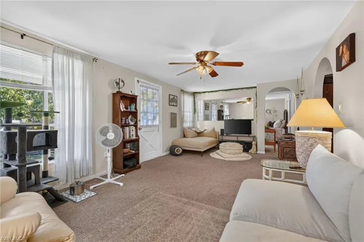 9044 Somerset Ln, Bonita Springs, Florida 34135