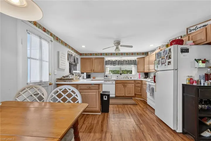 9044 Somerset Ln, Bonita Springs, Florida 34135