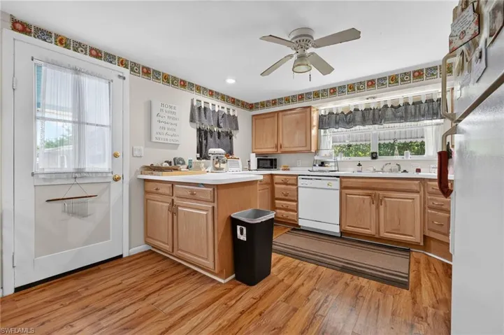 9044 Somerset Ln, Bonita Springs, Florida 34135
