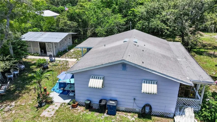 9044 Somerset Ln, Bonita Springs, Florida 34135