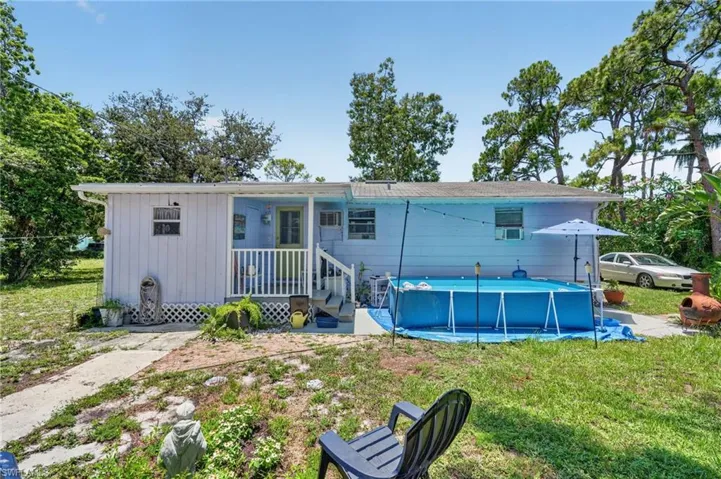 9044 Somerset Ln, Bonita Springs, Florida 34135