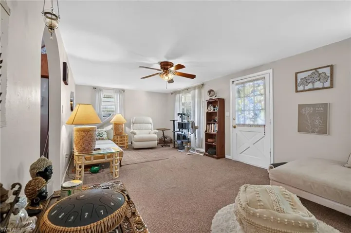 9044 Somerset Ln, Bonita Springs, Florida 34135