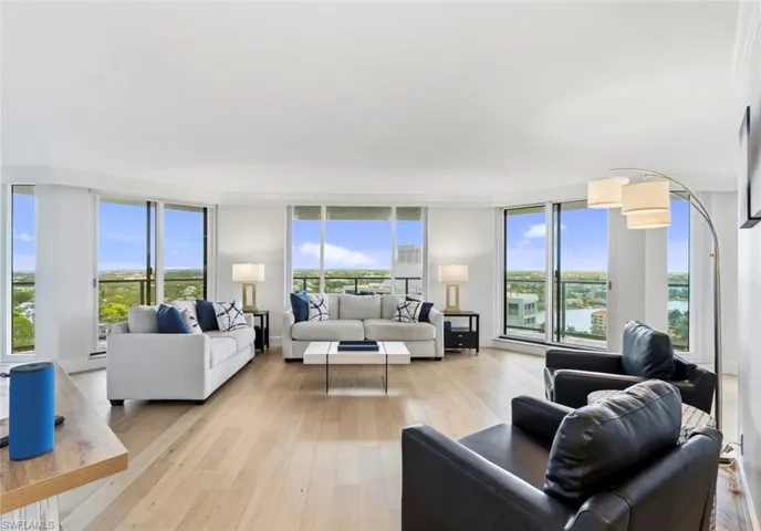 4901 Gulf Shore Blvd N 2103, Naples, Florida 34103