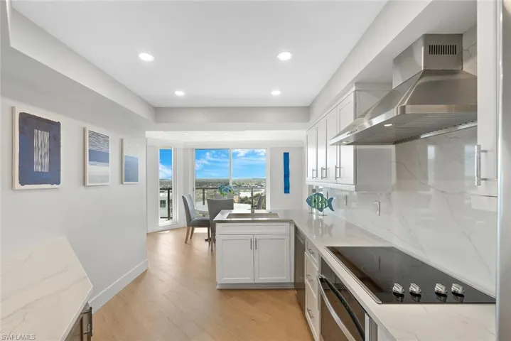 4901 Gulf Shore Blvd N 2103, Naples, Florida 34103