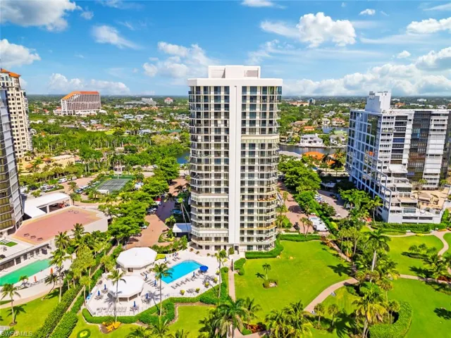 4901 Gulf Shore Blvd N 2103, Naples, Florida 34103