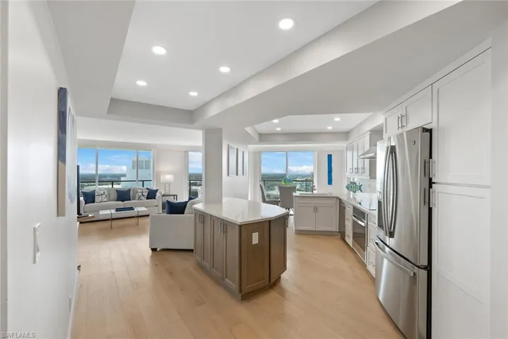 4901 Gulf Shore Blvd N 2103, Naples, Florida 34103