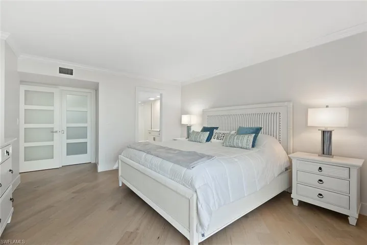 4901 Gulf Shore Blvd N 2103, Naples, Florida 34103