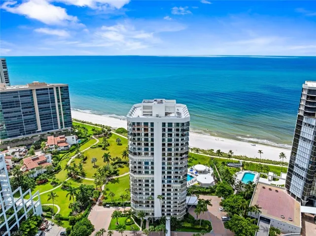 4901 Gulf Shore Blvd N 2103, Naples, Florida 34103