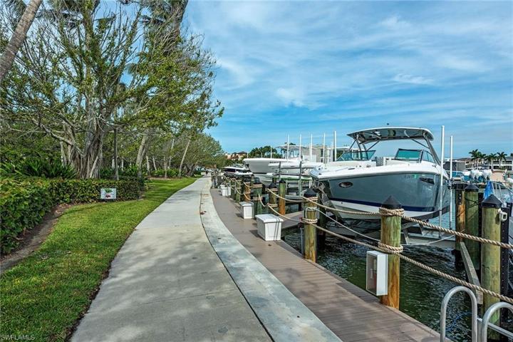 4090  Gulf Shore N BLVD, Naples, FL 34103