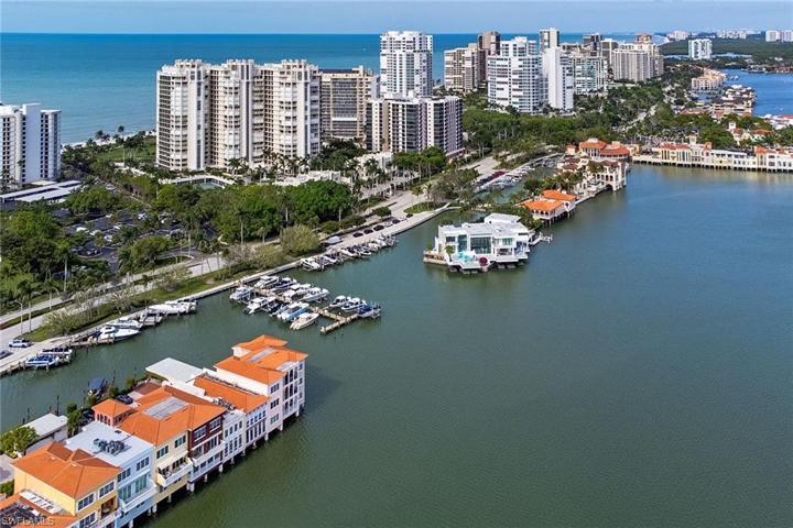 4090  Gulf Shore N BLVD, Naples, FL 34103