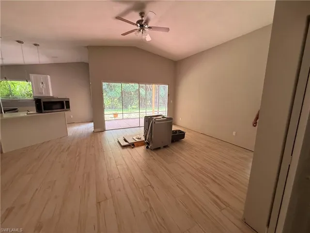 6468 Royal Woods Dr, Fort Myers, Florida 33908