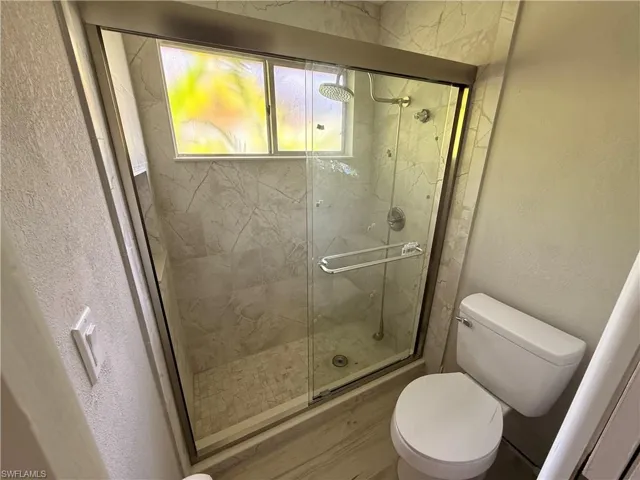 6468 Royal Woods Dr, Fort Myers, Florida 33908