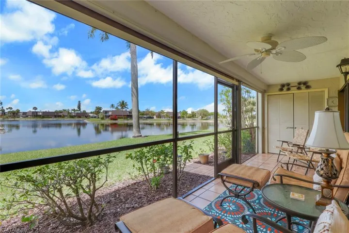 Living room, tastefully furnished, with water view