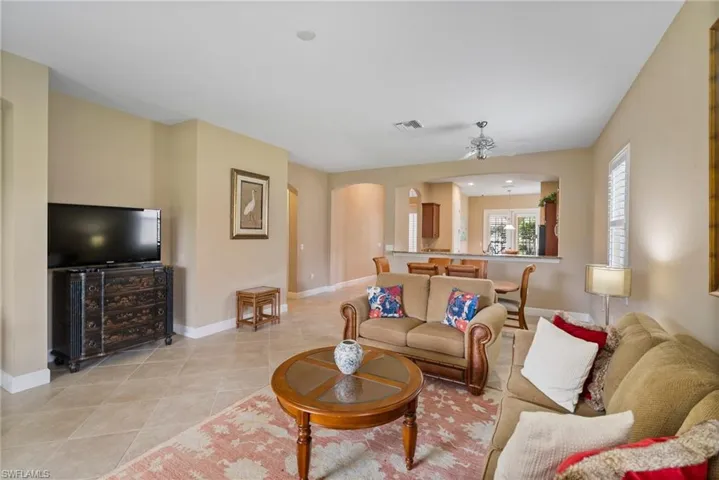 26351  Stonewall  LN, Bonita Springs, FL 34135