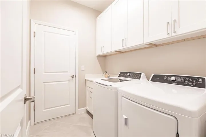 11283 Canopy Loop, Fort Myers, Florida 33913