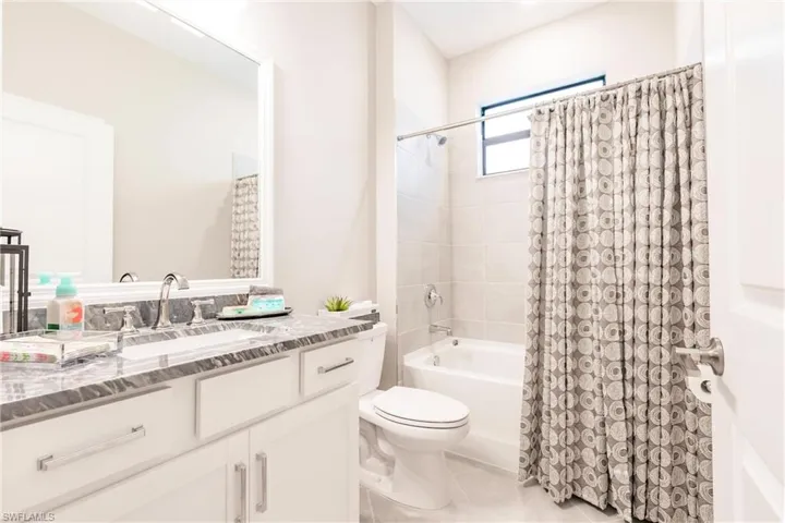 11283 Canopy Loop, Fort Myers, Florida 33913