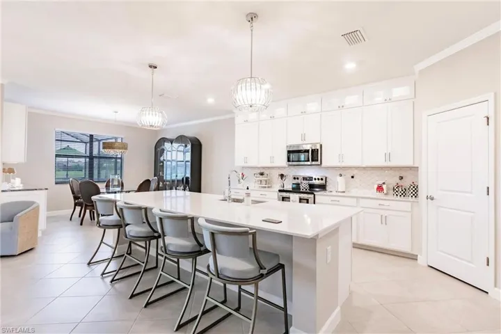 11283 Canopy Loop, Fort Myers, Florida 33913