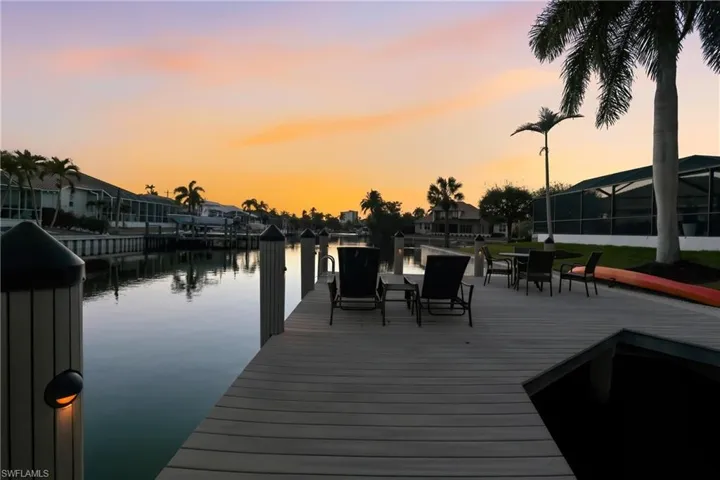 1045 Cottonwood Ct, Marco Island, Florida 34145