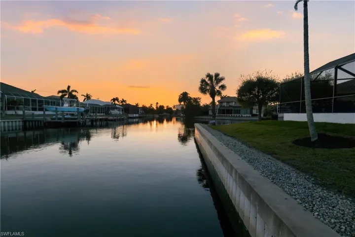 1045 Cottonwood Ct, Marco Island, Florida 34145