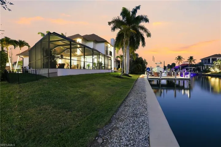 1045 Cottonwood Ct, Marco Island, Florida 34145