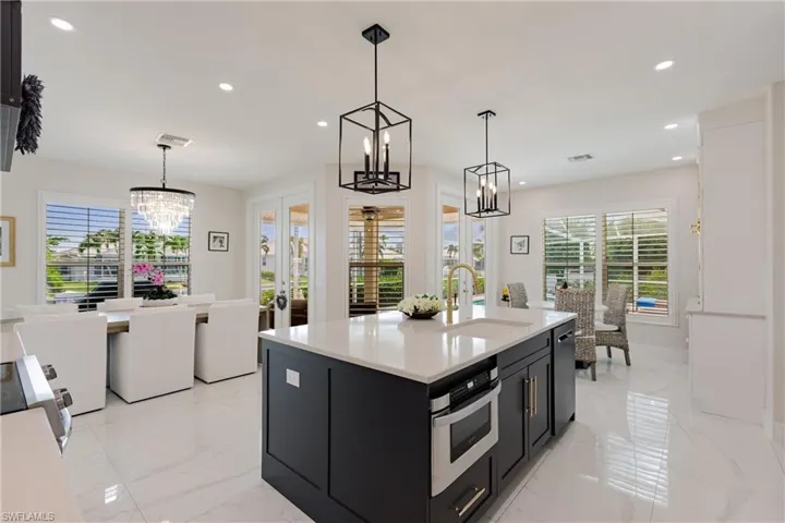1045 Cottonwood Ct, Marco Island, Florida 34145
