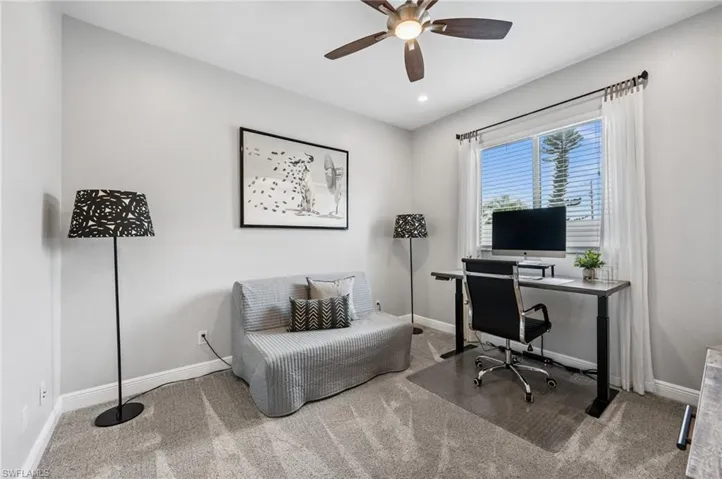 Spacious 2nd Bedroom! A Queen Size Bed Fits Comfortably. Walk-In Closet!