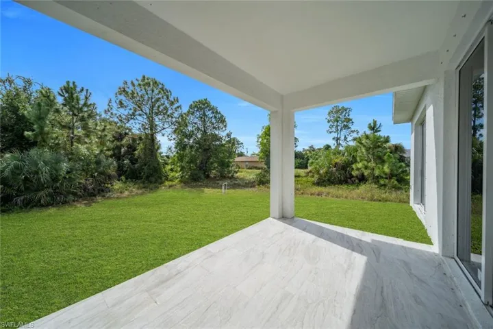 523 Harry Thayer Ave S, Lehigh Acres, Florida 33974