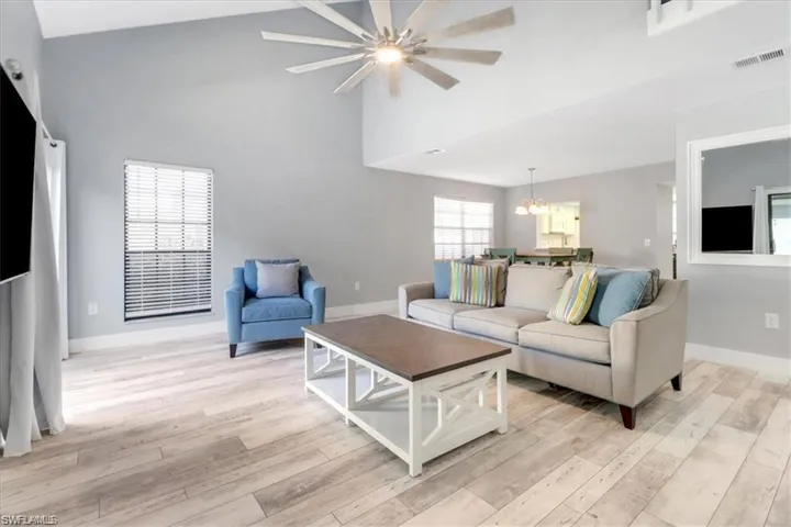 823 Meadowland Dr 41-2, Naples, Florida 34108