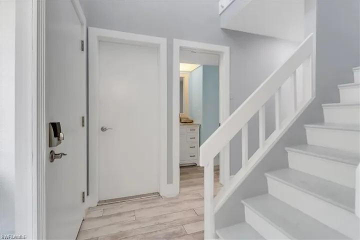 823 Meadowland Dr 41-2, Naples, Florida 34108