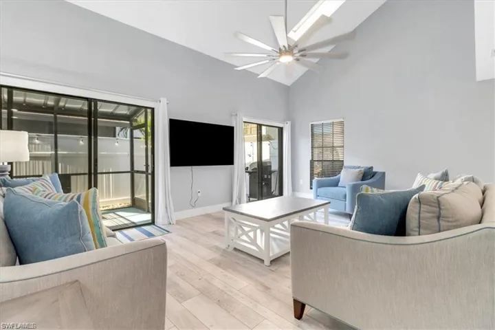 823 Meadowland Dr 41-2, Naples, Florida 34108