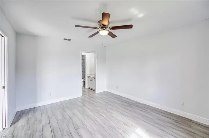 192 Furse Lakes Cir # 9, Naples Fl 34104