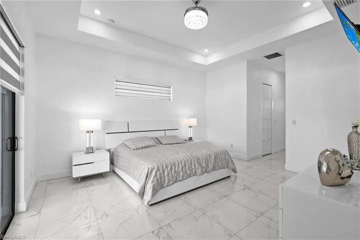 140 SE 16th  ST, Cape Coral, FL 33990