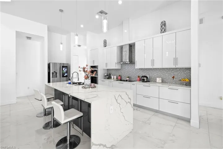 140 SE 16th  ST, Cape Coral, FL 33990
