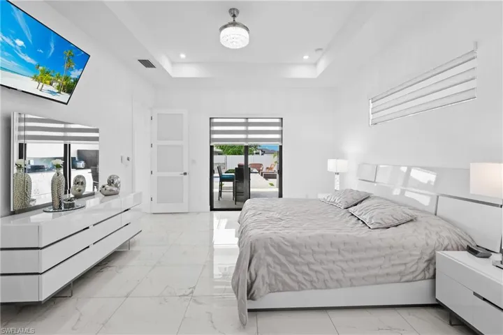 140 SE 16th  ST, Cape Coral, FL 33990