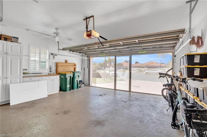532  Joseph  CT, Naples, FL 34104