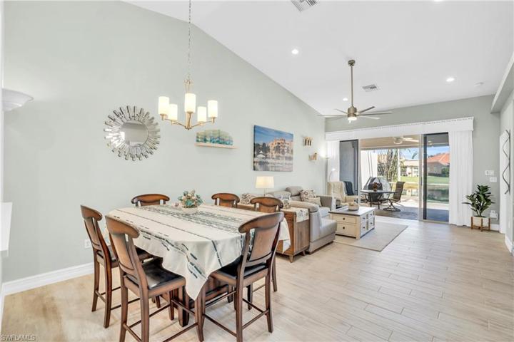 532  Joseph  CT, Naples, FL 34104