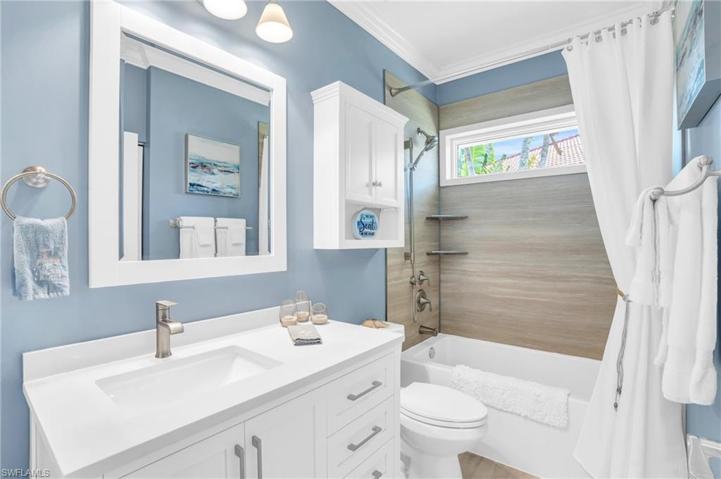 532  Joseph  CT, Naples, FL 34104